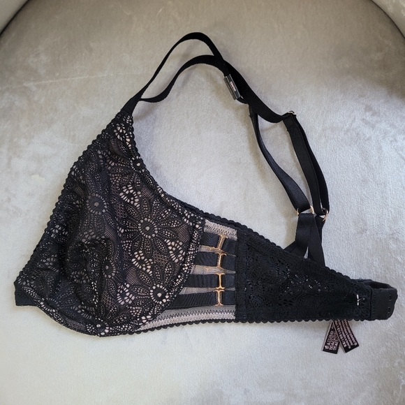 🍒NWOT🍒 VS VERY SEXY UNLINED PLUNGE BRA 32D - Picture 3 of 6